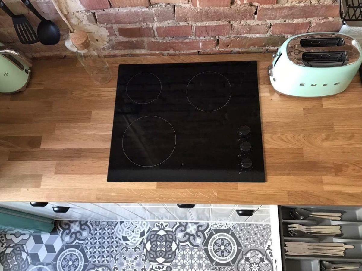 Przestrzenny Apartament W Centrum Krakowa. Kültér fotó