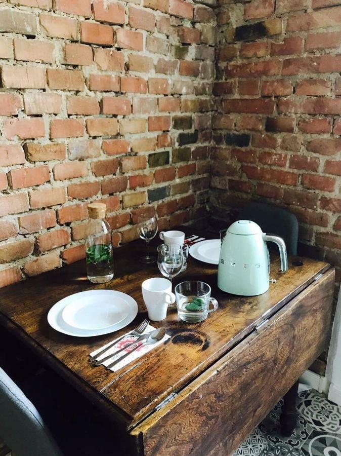 Przestrzenny Apartament W Centrum Krakowa. Kültér fotó